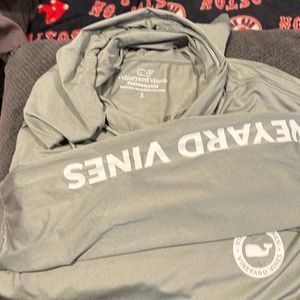 Small Vineyard Vines T-shirt long sleeve with free short sleeve top